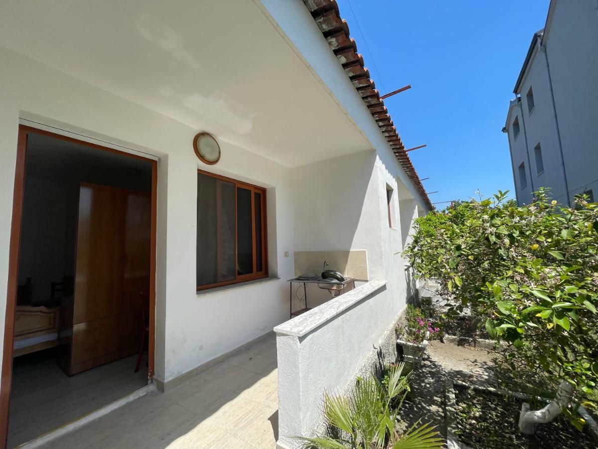 Vila Cano Otel Dıraç Dış mekan fotoğraf