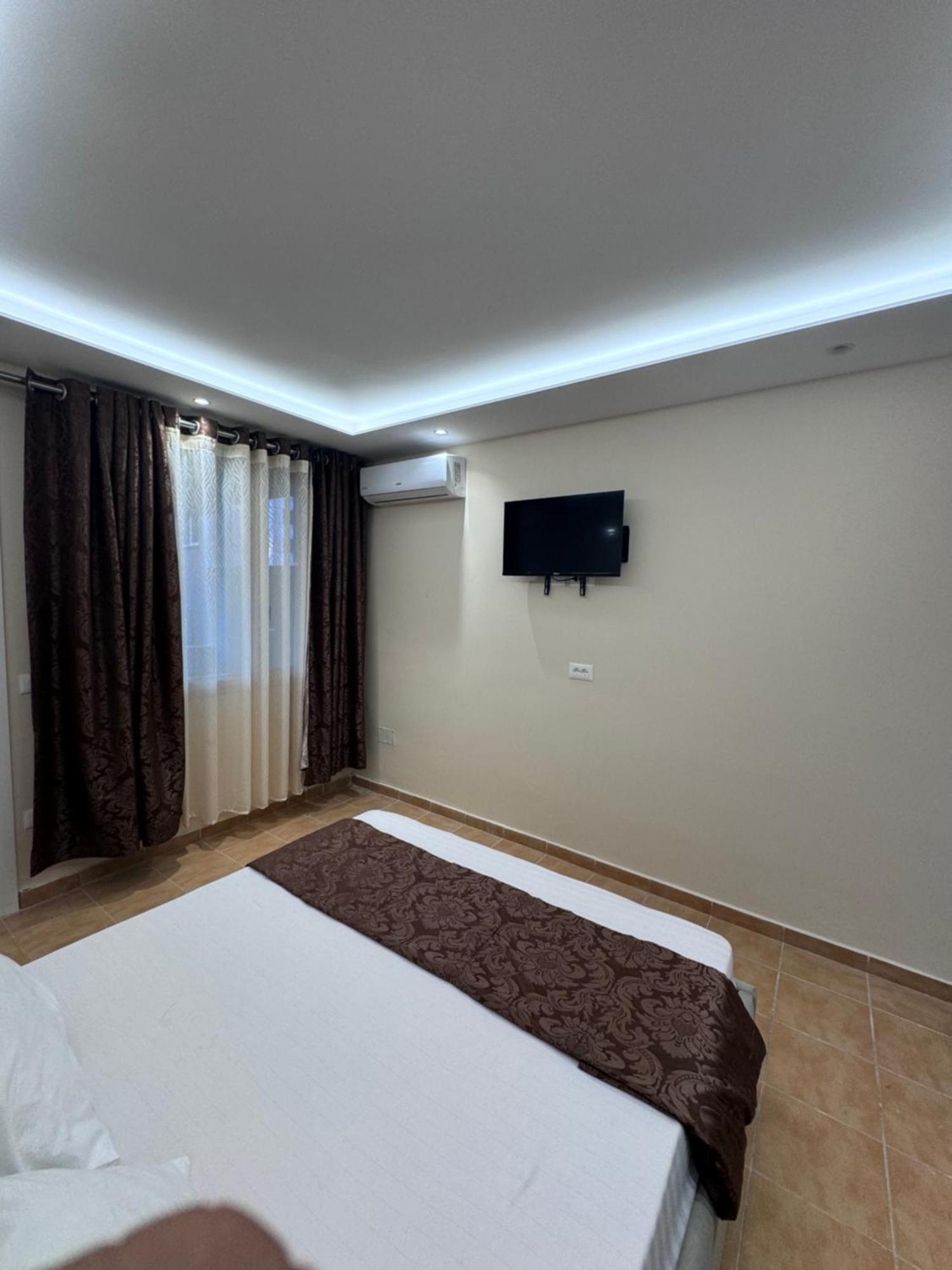Vila Cano Otel Dıraç Dış mekan fotoğraf